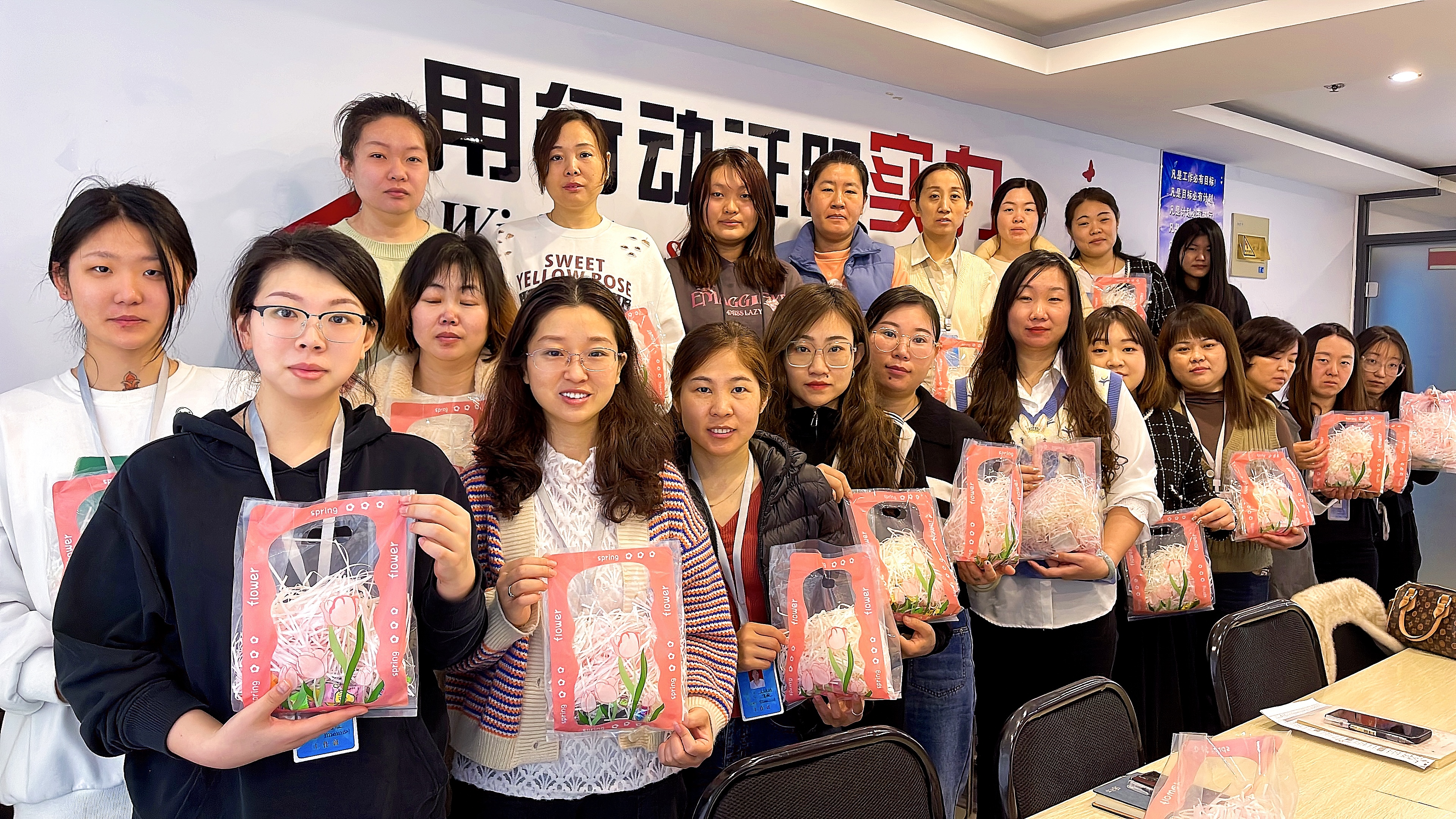 一、三八致敬女性(图5)